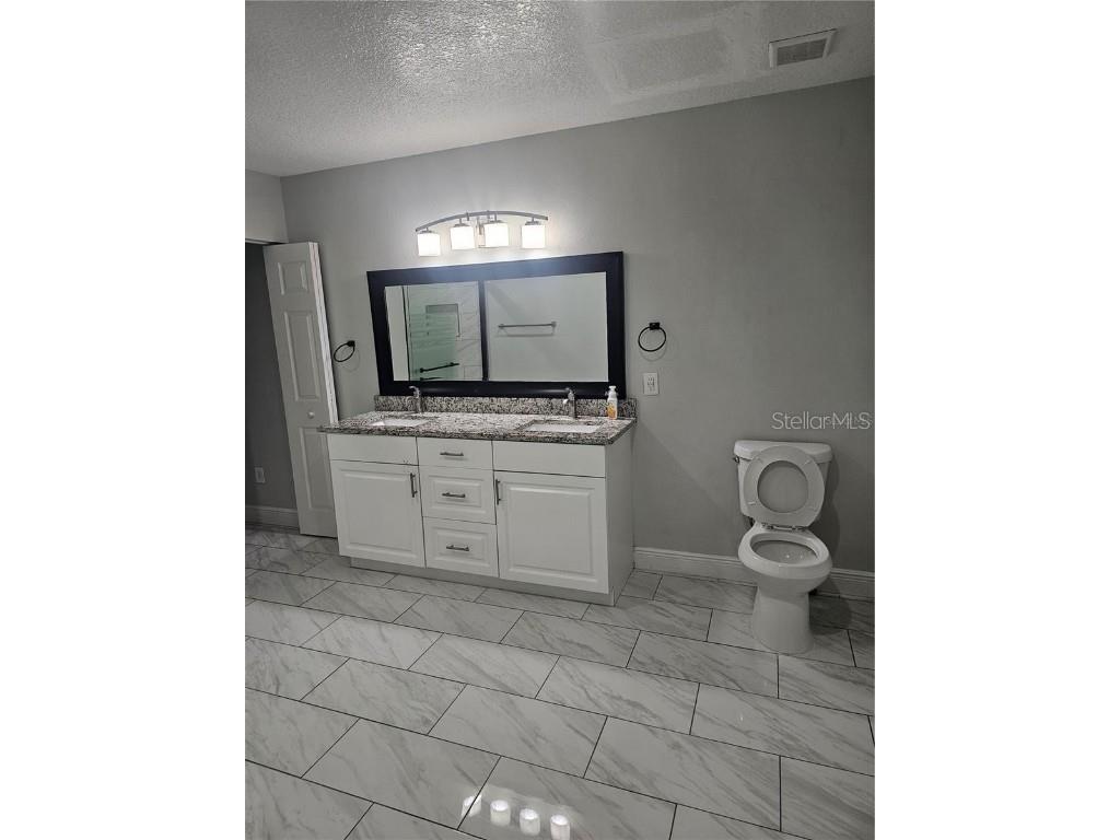 4510 W Clifton Street Tampa FL 33614 TB8402012 image12