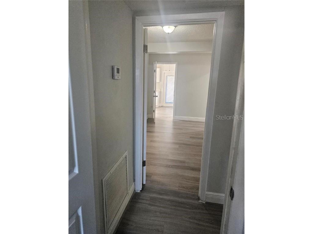 4510 W Clifton Street Tampa FL 33614 TB8402012 image14