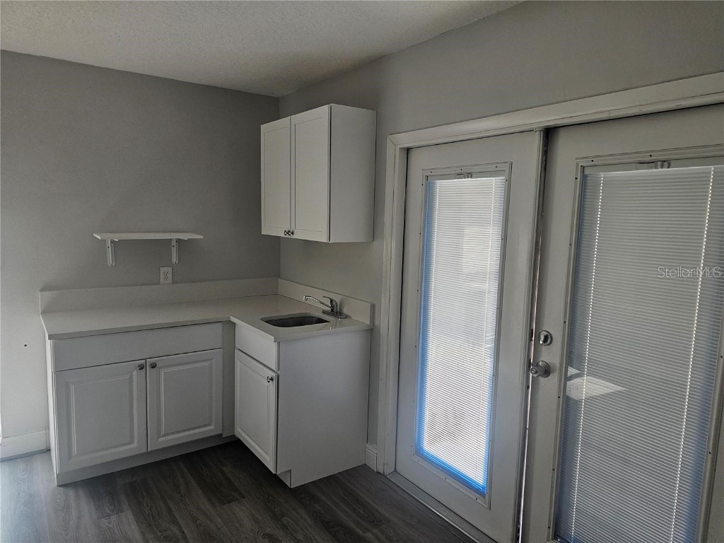 4510 W Clifton Street Tampa FL 33614 TB8402012 image16