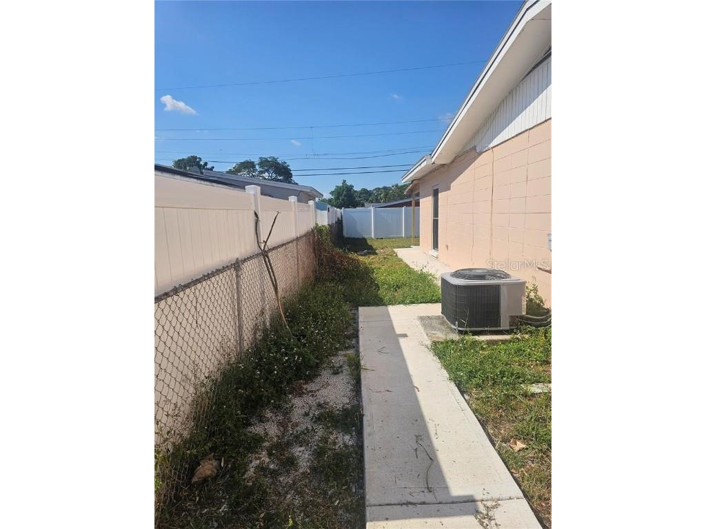 4510 W Clifton Street Tampa FL 33614 TB8402012 image22