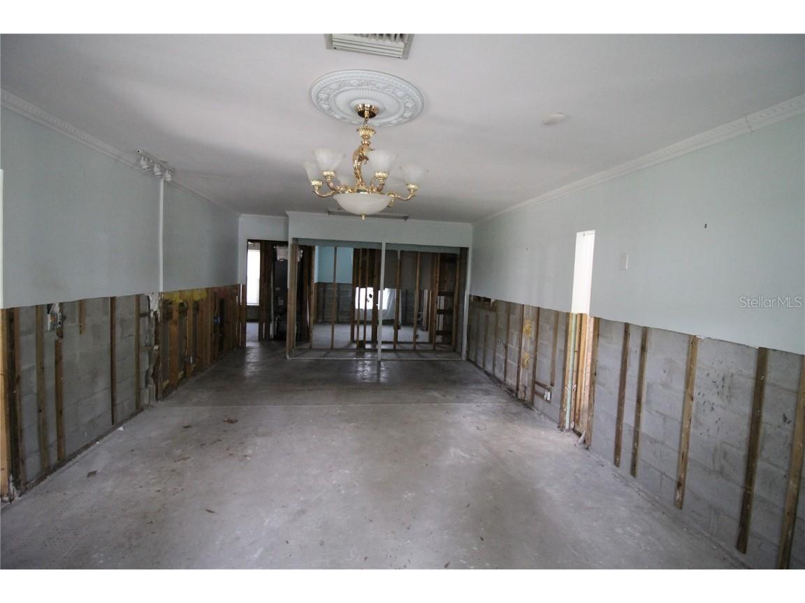 4511 26th Avenue S Tampa FL 33619 TB8432906 image16