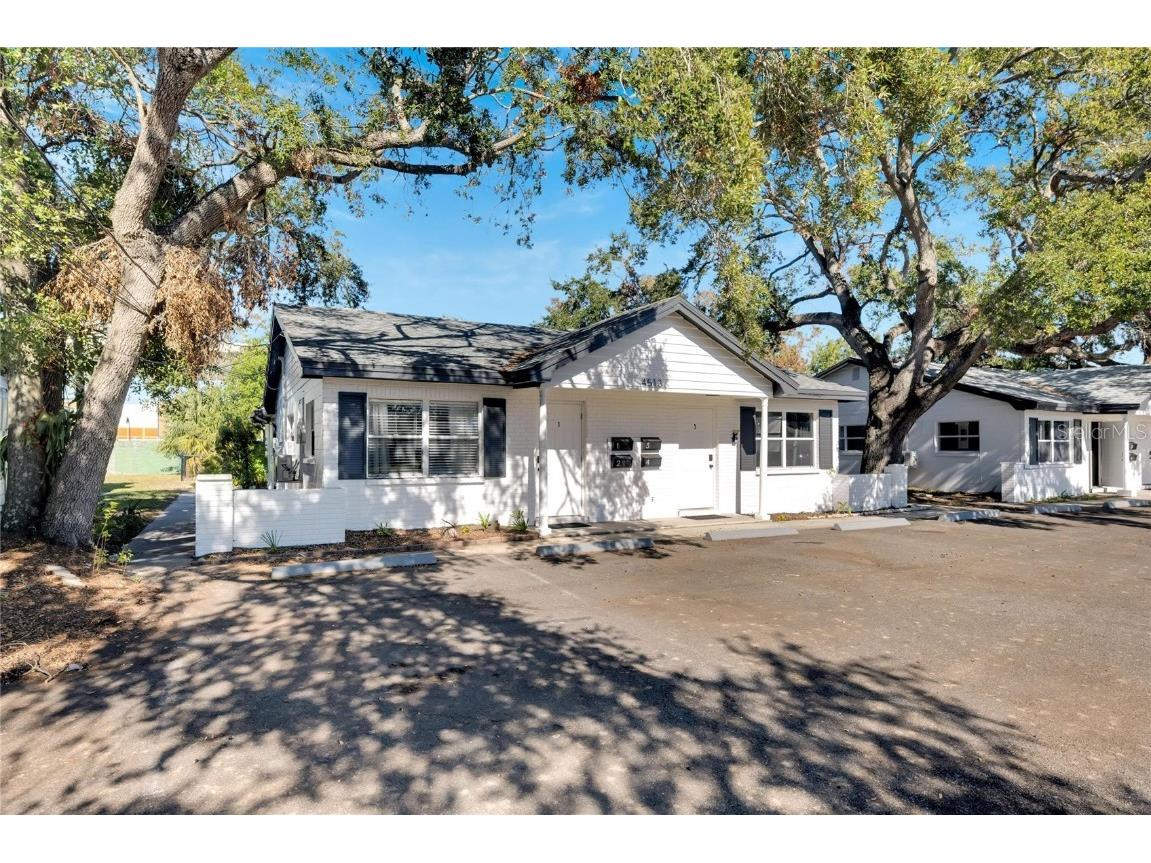 4511 & 4513 W Mcelroy Avenue Tampa FL 33611 TB8424783 image1