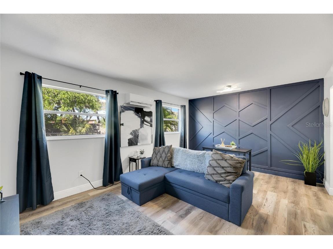 4511 & 4513 W Mcelroy Avenue Tampa FL 33611 TB8424783 image11