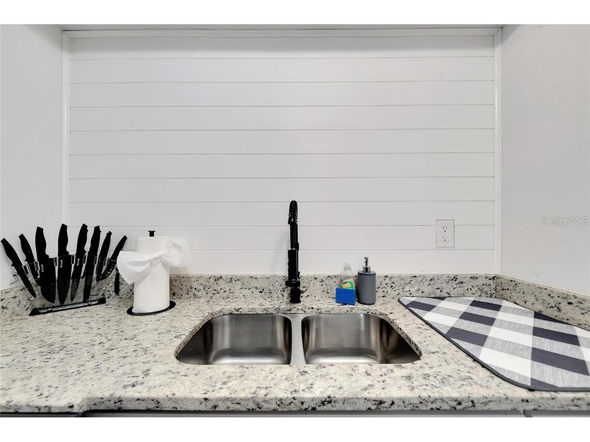 4511 & 4513 W Mcelroy Avenue Tampa FL 33611 TB8424783 image14