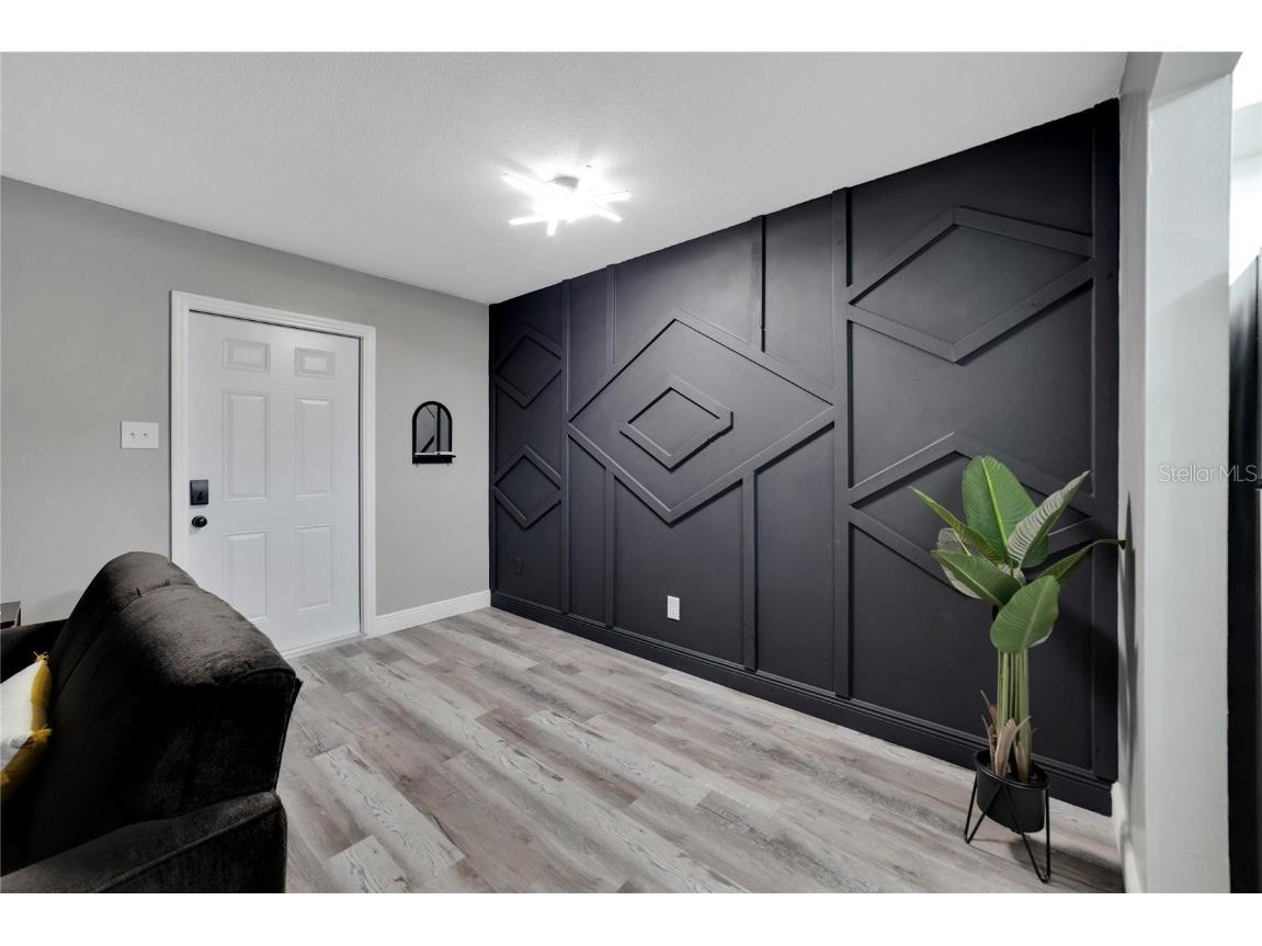 4511 & 4513 W Mcelroy Avenue Tampa FL 33611 TB8424783 image20