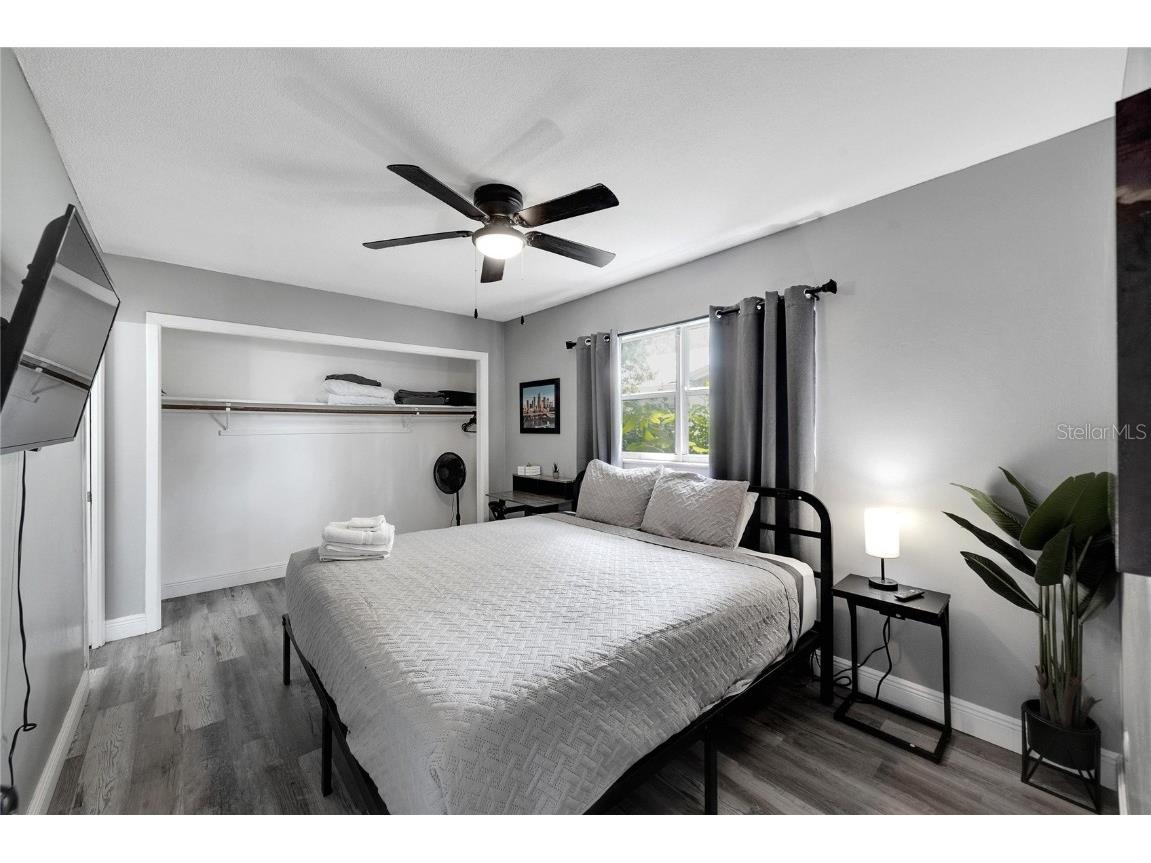 4511 & 4513 W Mcelroy Avenue Tampa FL 33611 TB8424783 image23