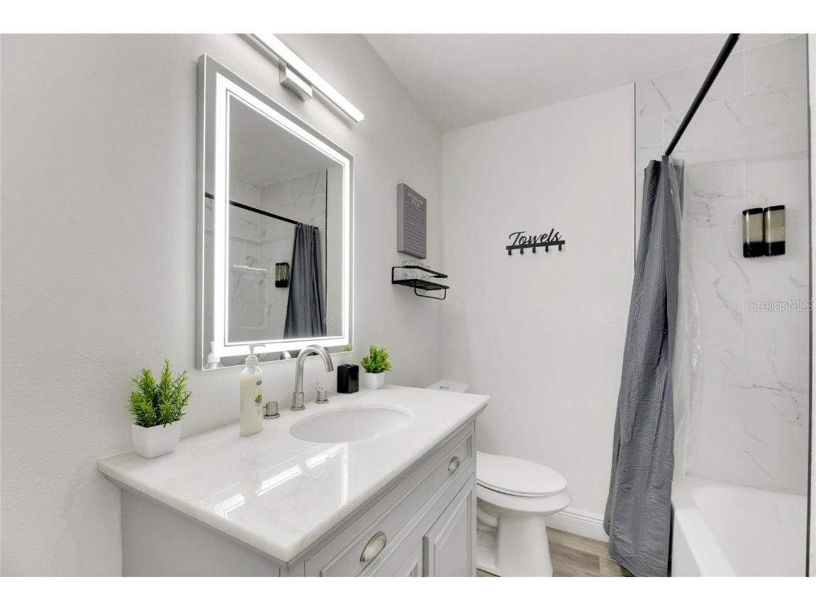 4511 & 4513 W Mcelroy Avenue Tampa FL 33611 TB8424783 image25