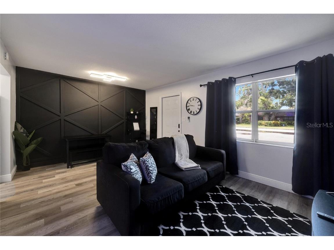 4511 & 4513 W Mcelroy Avenue Tampa FL 33611 TB8424783 image28