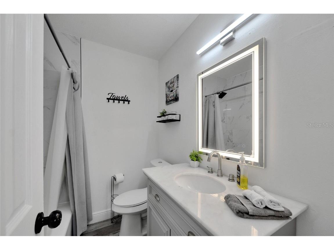 4511 & 4513 W Mcelroy Avenue Tampa FL 33611 TB8424783 image33