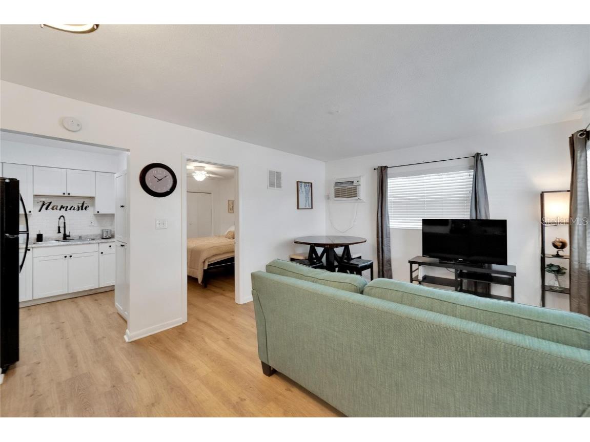 4511 & 4513 W Mcelroy Avenue Tampa FL 33611 TB8424783 image35