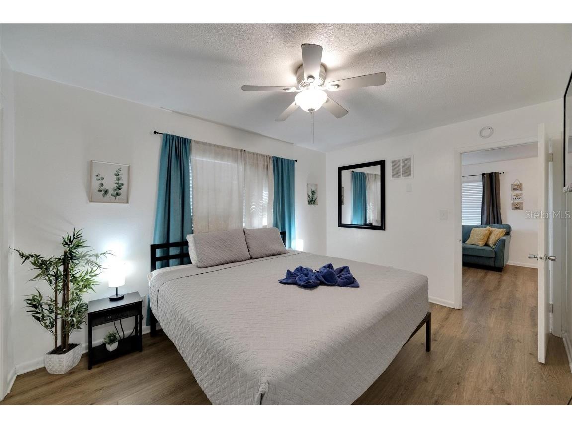 4511 & 4513 W Mcelroy Avenue Tampa FL 33611 TB8424783 image39