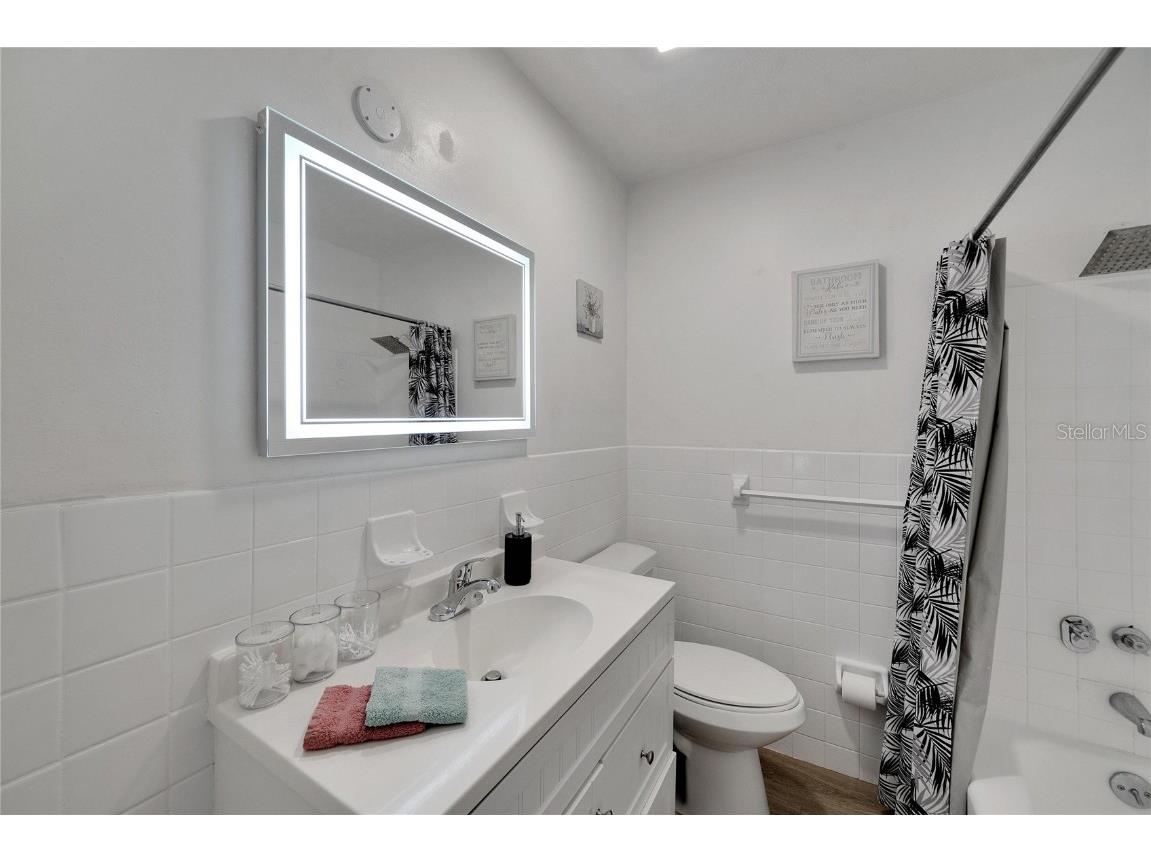 4511 & 4513 W Mcelroy Avenue Tampa FL 33611 TB8424783 image40