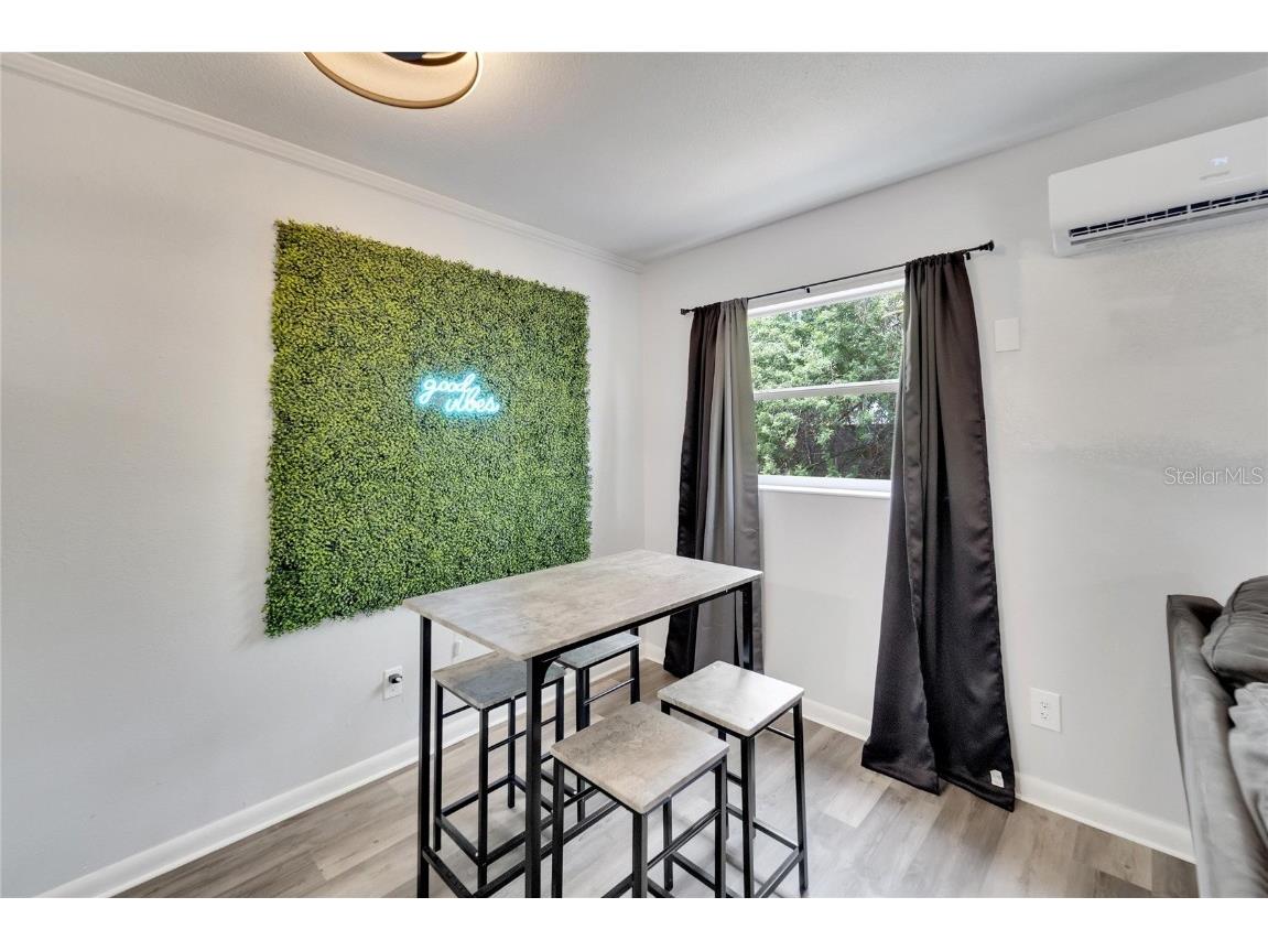 4511 & 4513 W Mcelroy Avenue Tampa FL 33611 TB8424783 image43