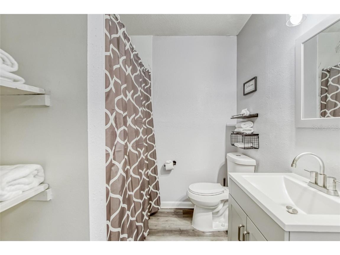 4511 & 4513 W Mcelroy Avenue Tampa FL 33611 TB8424783 image45