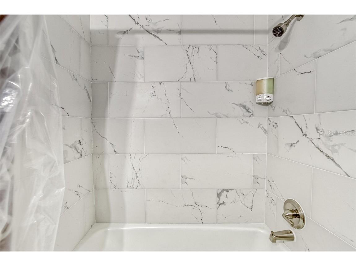 4511 & 4513 W Mcelroy Avenue Tampa FL 33611 TB8424783 image46