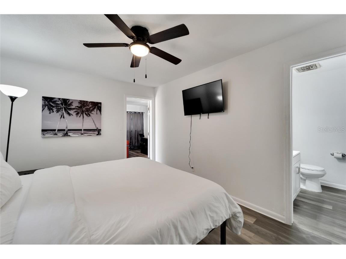 4511 & 4513 W Mcelroy Avenue Tampa FL 33611 TB8424783 image54