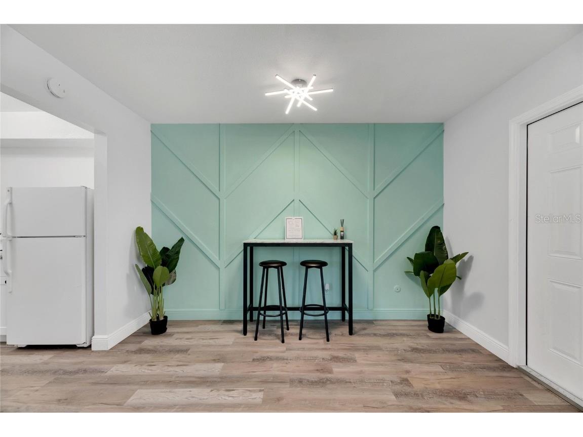 4511 & 4513 W Mcelroy Avenue Tampa FL 33611 TB8424783 image6