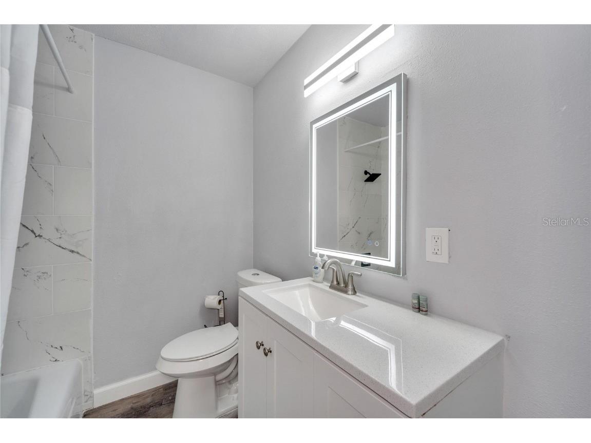 4511 & 4513 W Mcelroy Avenue Tampa FL 33611 TB8424783 image63