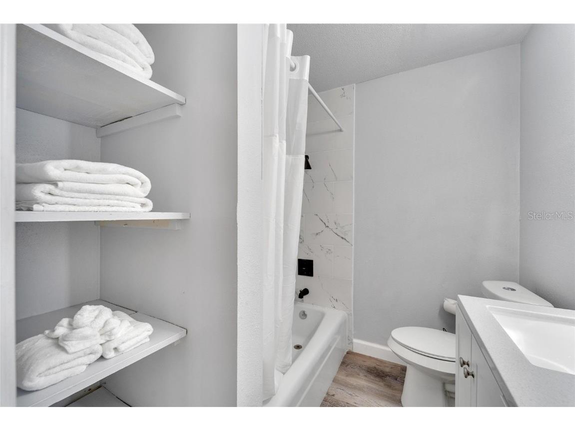 4511 & 4513 W Mcelroy Avenue Tampa FL 33611 TB8424783 image64