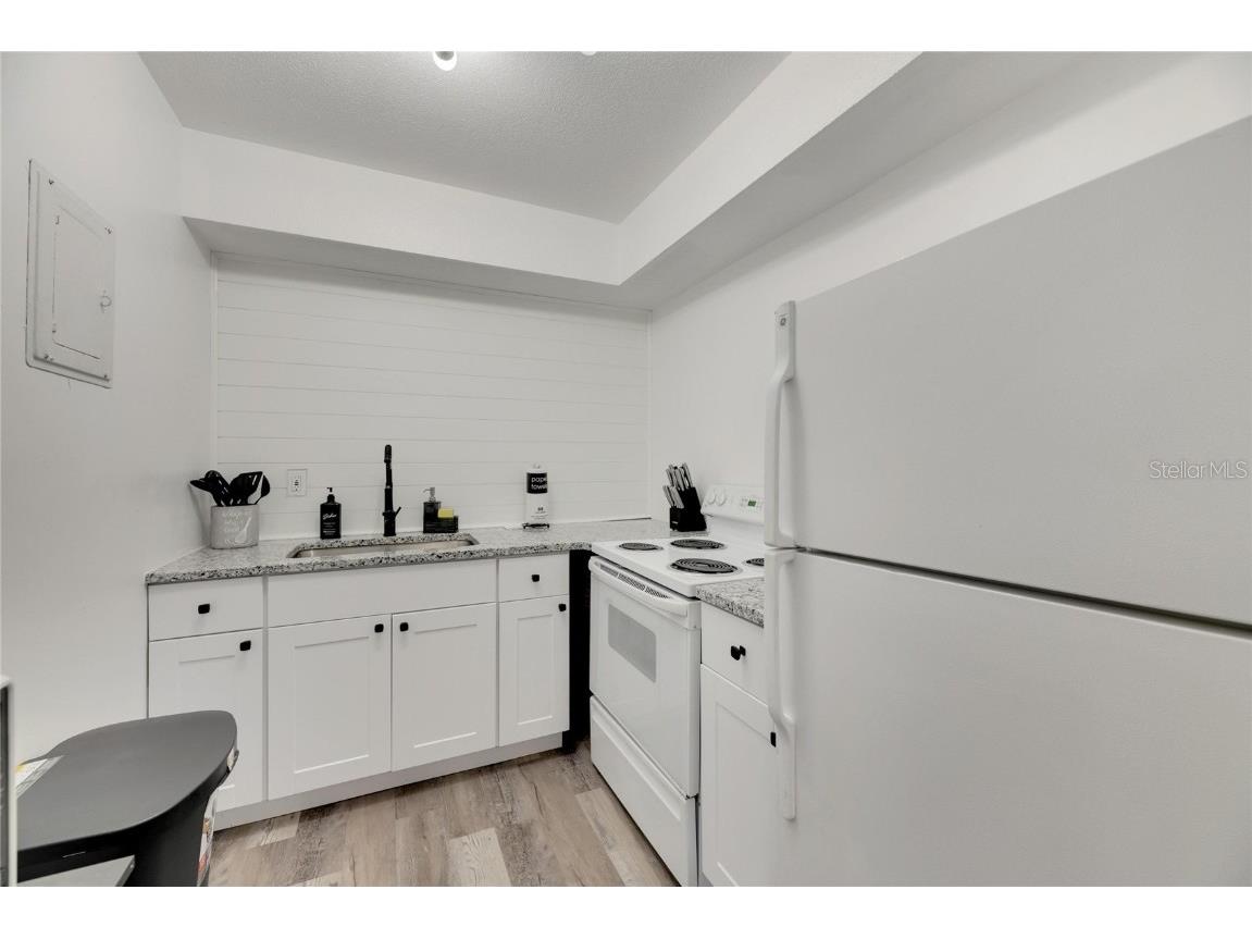 4511 & 4513 W Mcelroy Avenue Tampa FL 33611 TB8424783 image7