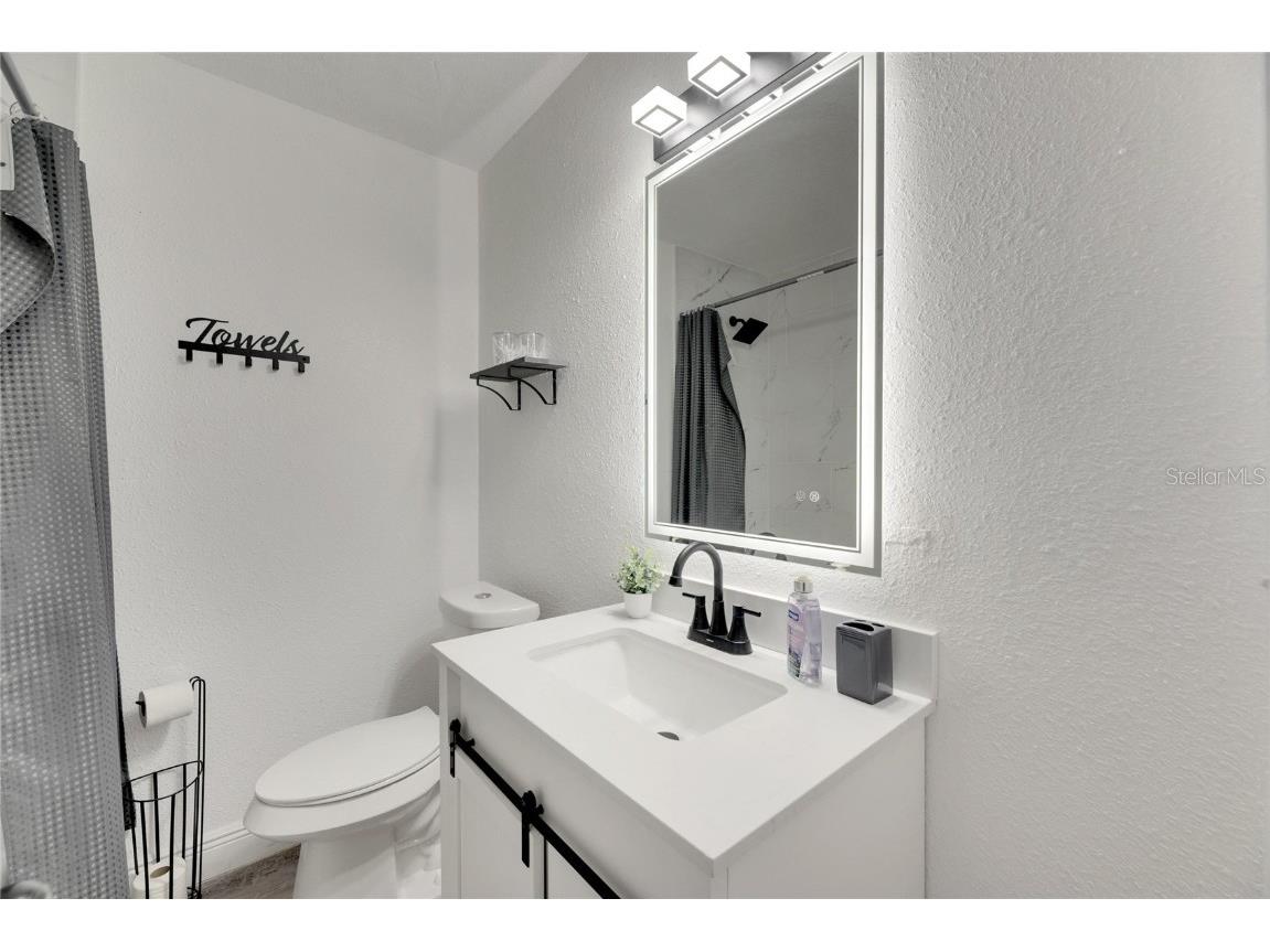 4511 & 4513 W Mcelroy Avenue Tampa FL 33611 TB8424783 image9