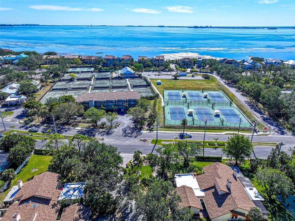 4511 Bay Club Drive Bradenton FL 34210 A4632430 image3