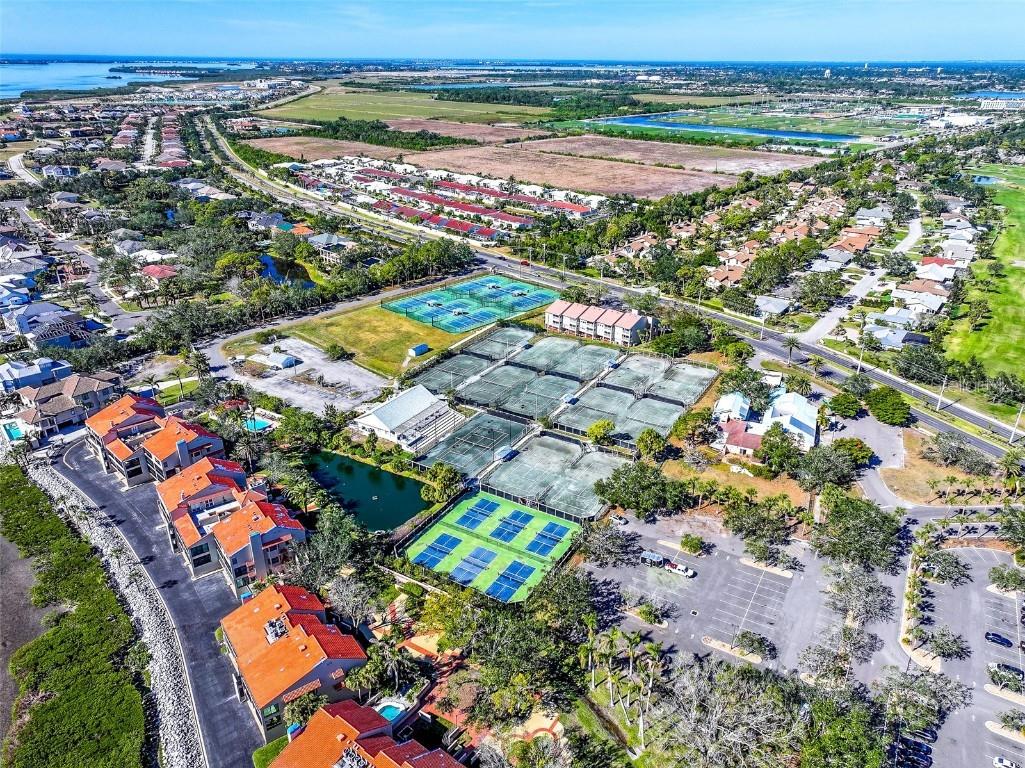 4511 Bay Club Drive Bradenton FL 34210 A4632430 image4