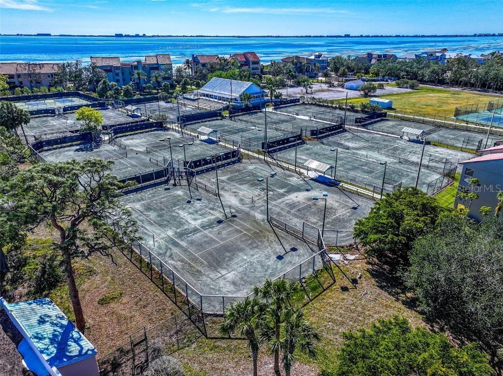 4511 Bay Club Drive Bradenton FL 34210 A4632430 image6