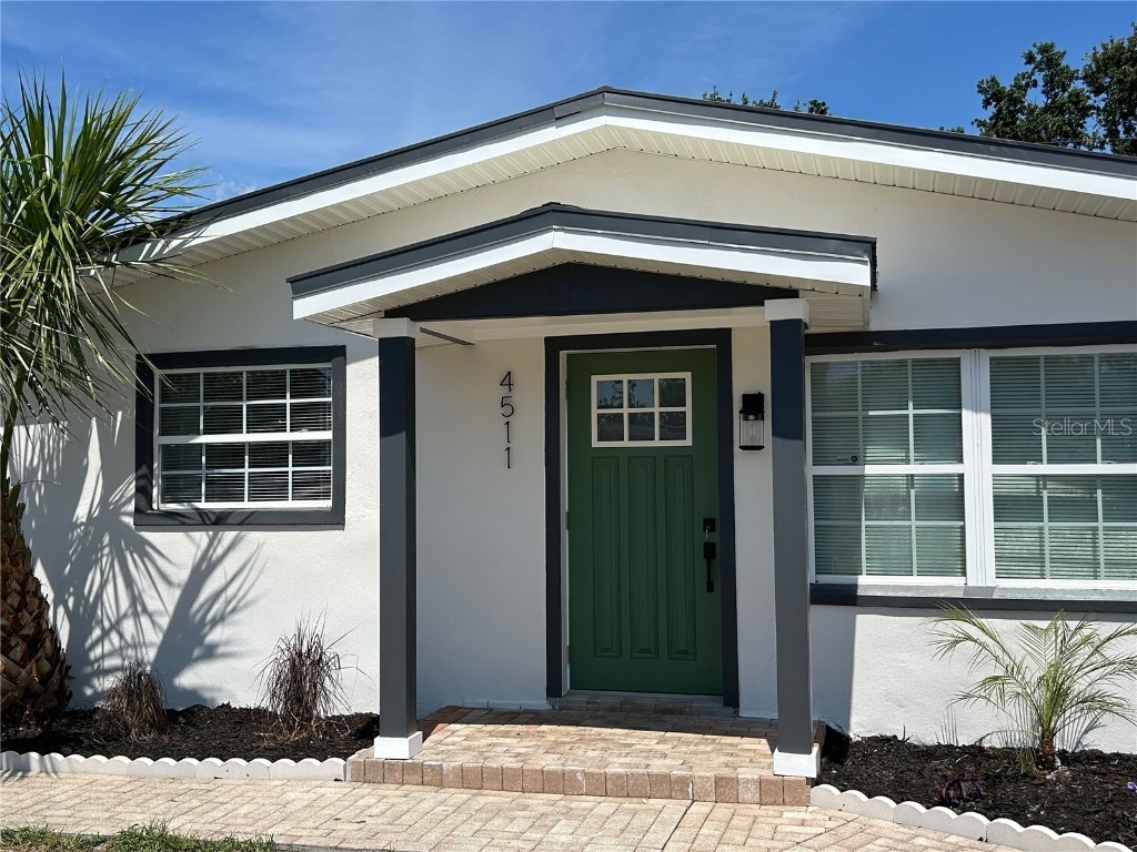 4511 Hampshire Road Tampa FL 33634 TB8390935 image1