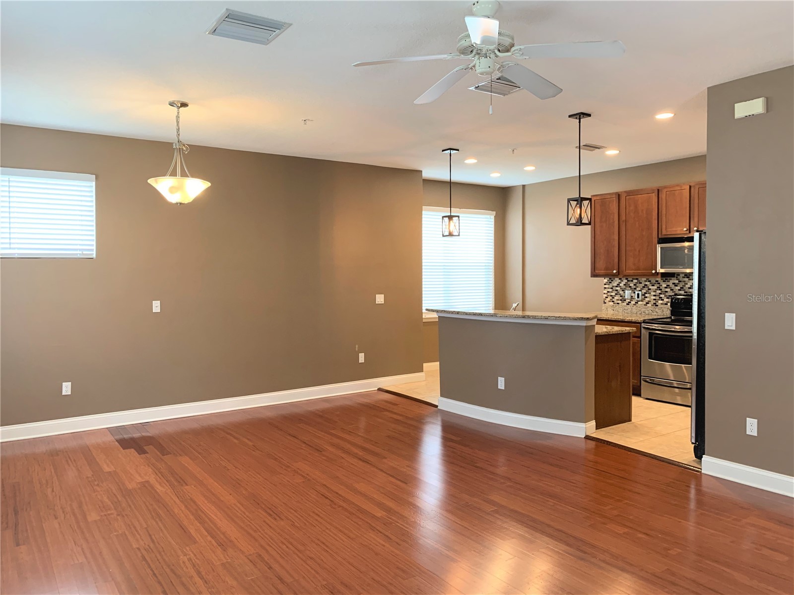 4511 Legacy Park Drive Tampa FL 33611 TB8424253 image9