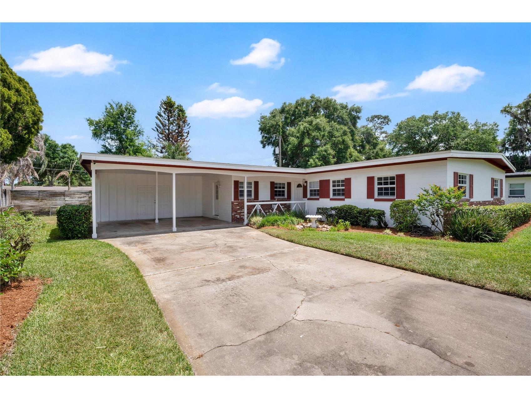 4511 Leslyn Court Orlando FL 32806 O6402305 image1