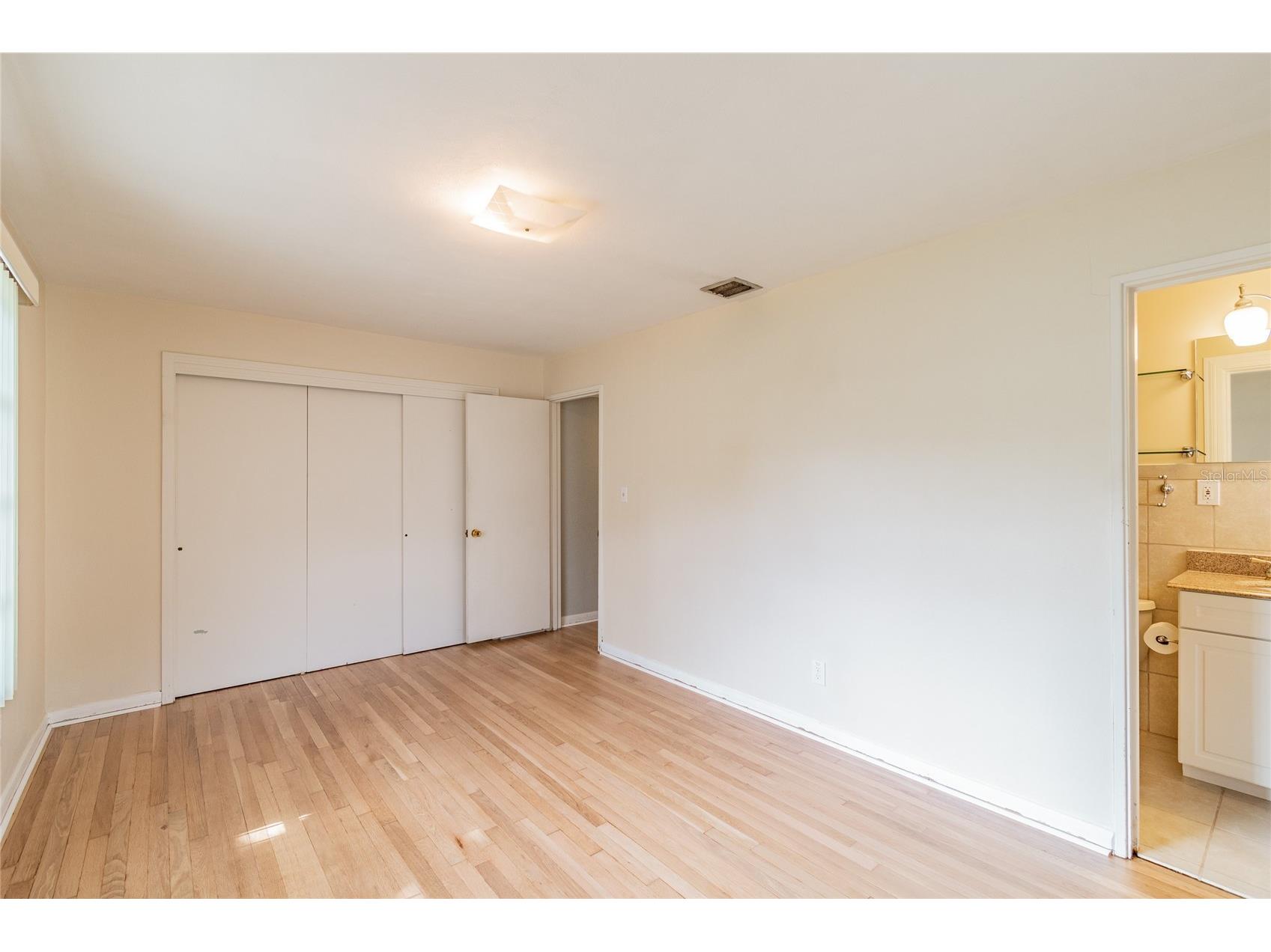 4511 S Cameron Avenue Tampa FL 33611 TB8494750 image5