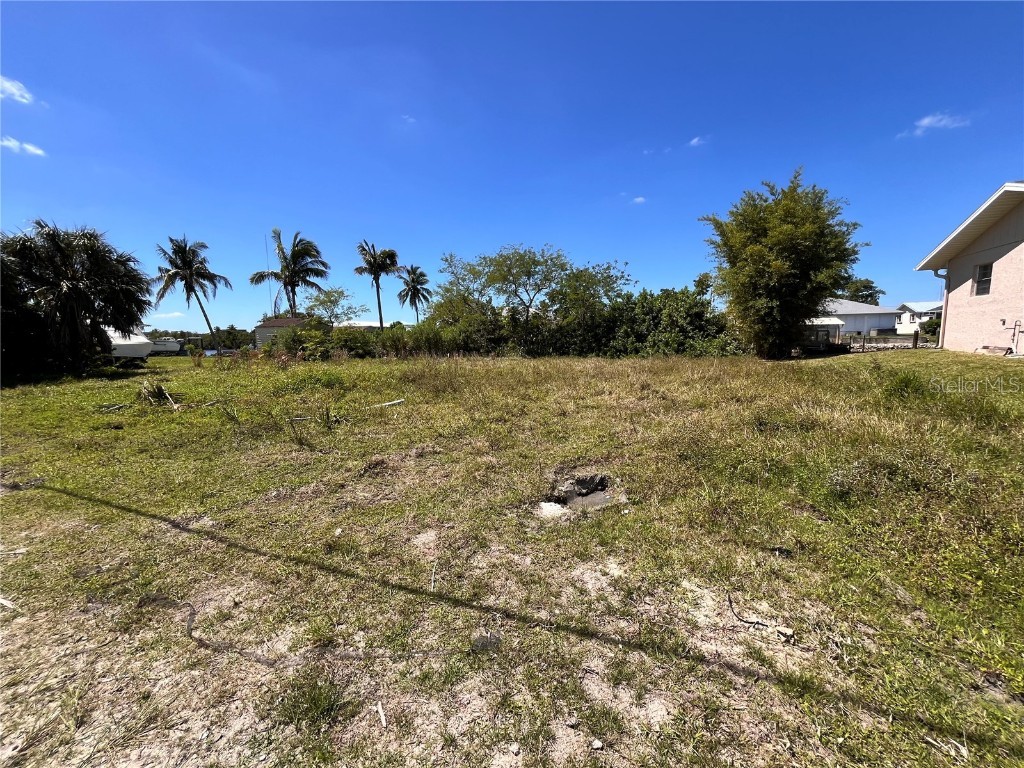 4511 Vasco Street Punta Gorda FL 33950 - NEAR ALLIGATOR CREEK C7490073 image7