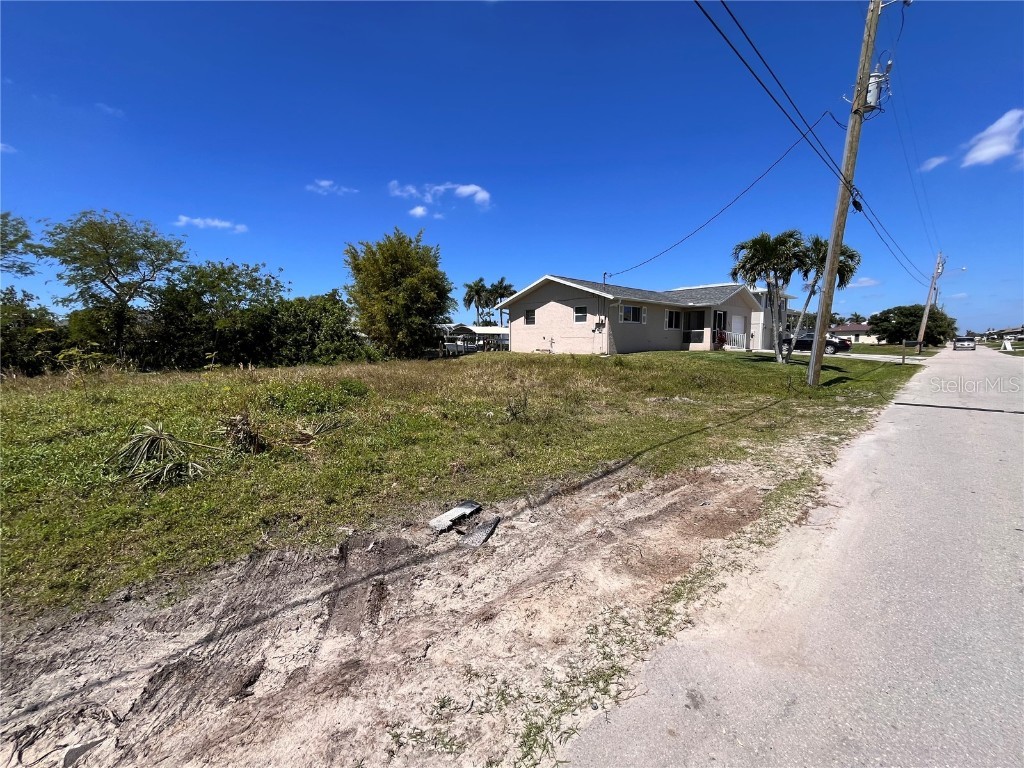 4511 Vasco Street Punta Gorda FL 33950 - NEAR ALLIGATOR CREEK C7490073 image8