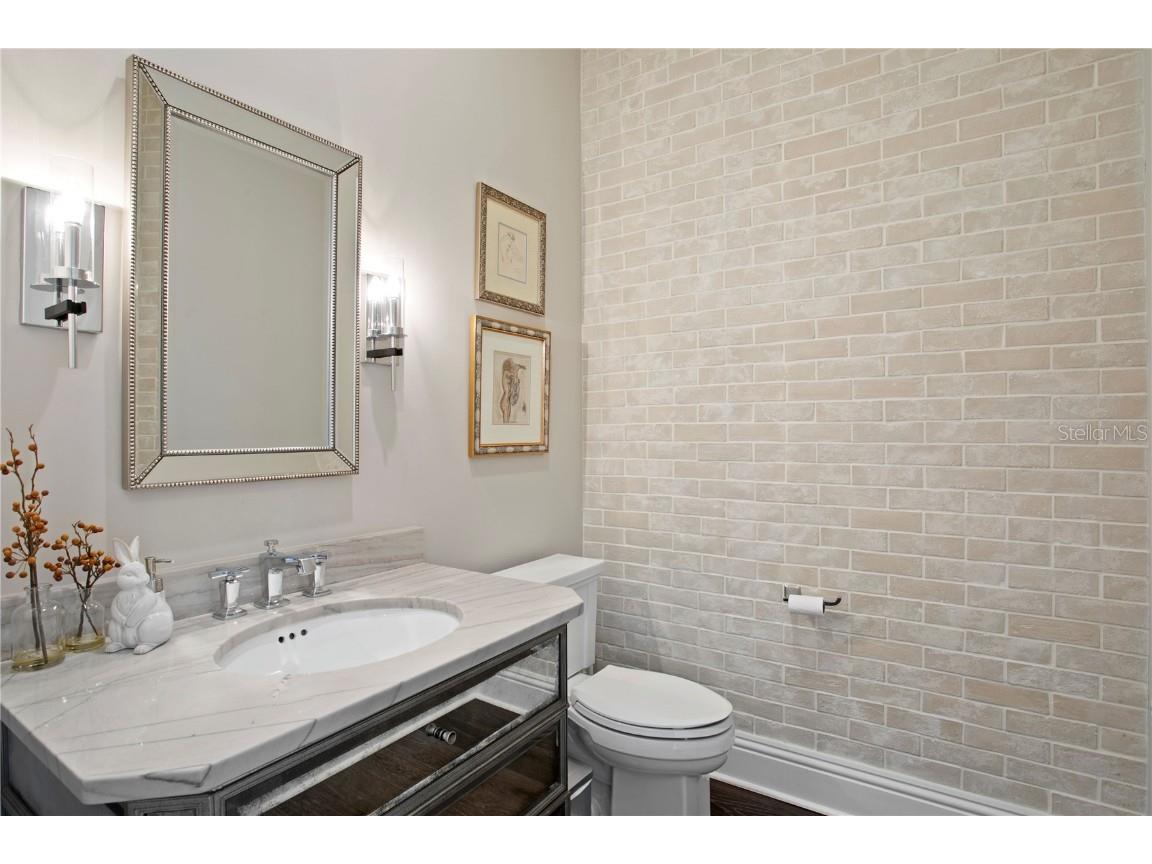 4511 W Swann Avenue Tampa FL 33609 TB8441798 image28