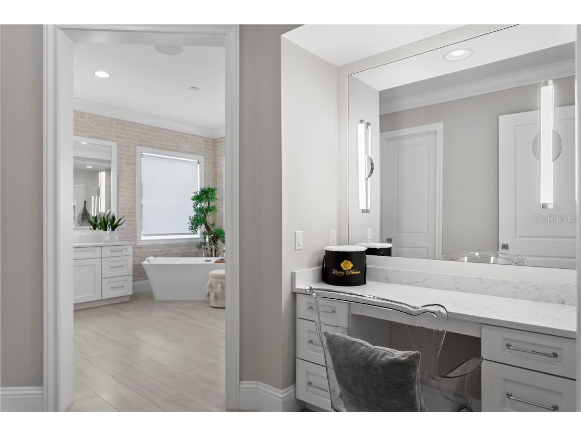 4511 W Swann Avenue Tampa FL 33609 TB8441798 image36