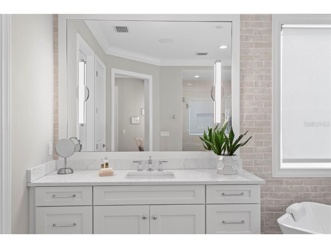 4511 W Swann Avenue Tampa FL 33609 TB8441798 image38