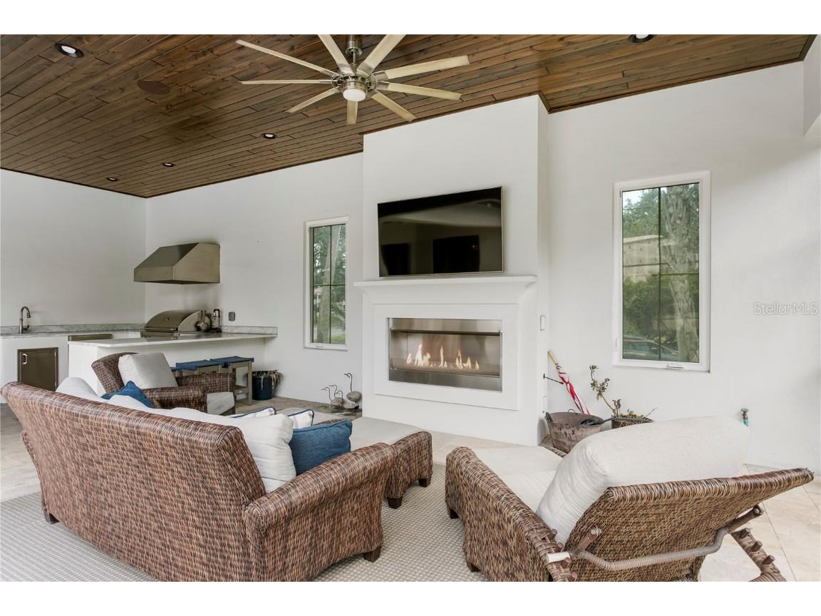 4511 W Swann Avenue Tampa FL 33609 TB8441798 image46