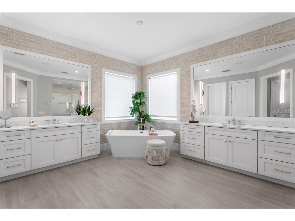 4511 W Swann Avenue Tampa FL 33609 TB8441798 image7