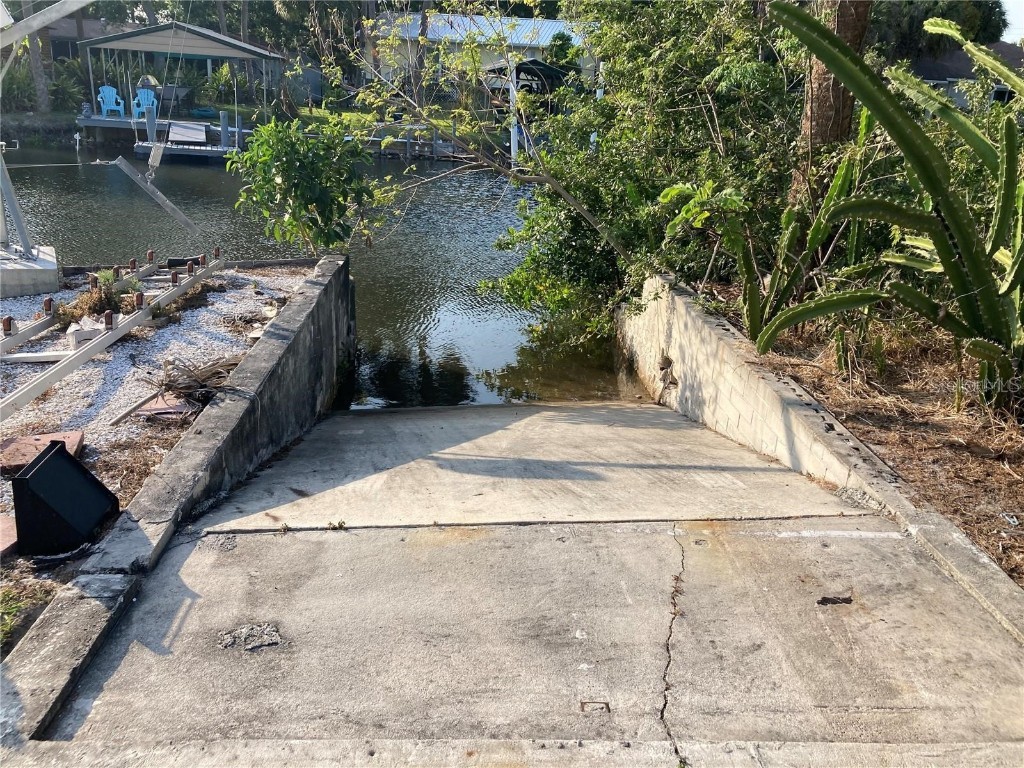 4512 26th Avenue S Tampa FL 33619 A4670655 image20