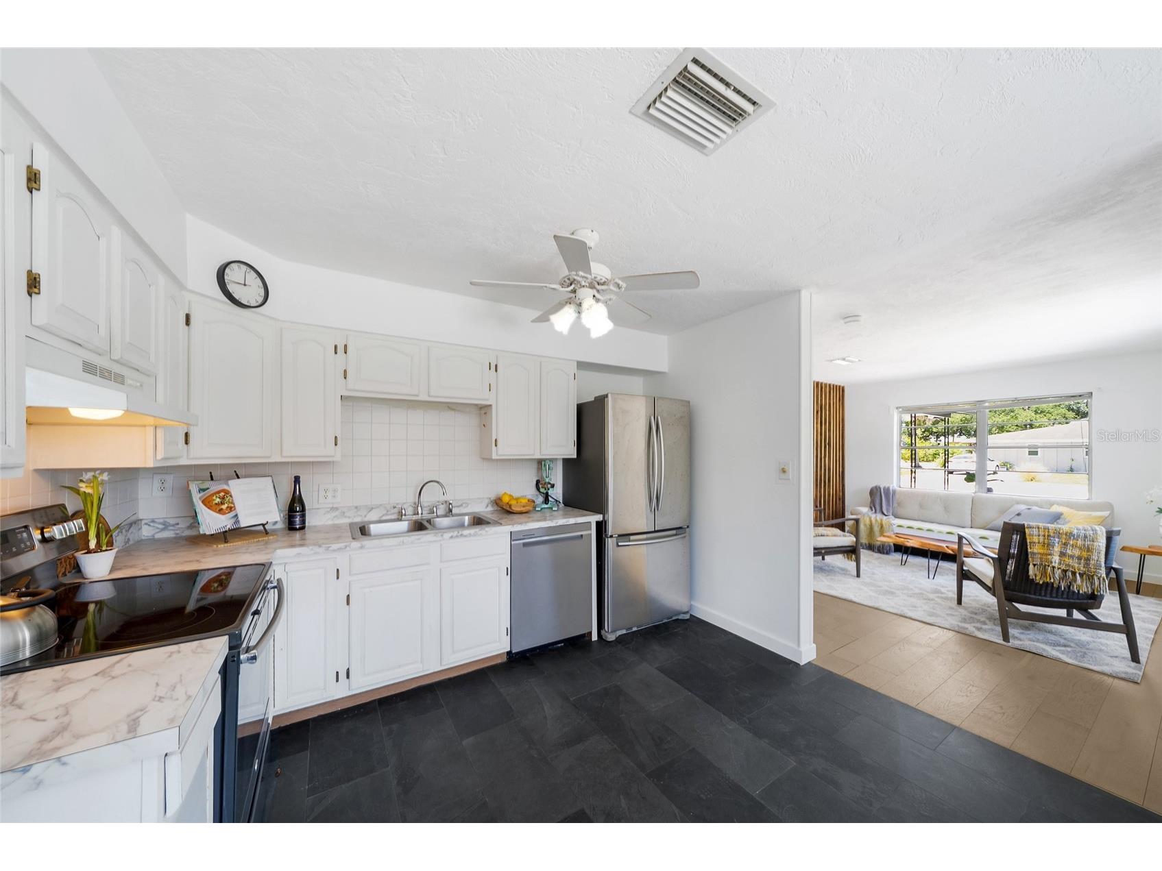4512 99th Street W Bradenton FL 34210 A4696730 image8
