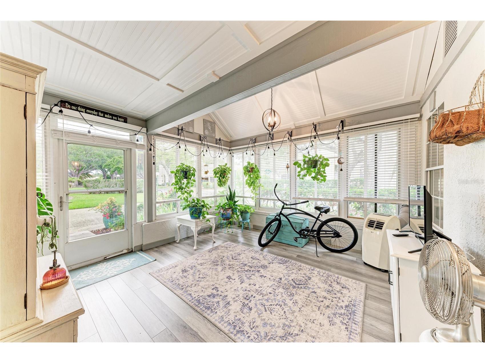 4512 Citation Lane #D Sarasota FL 34233 A4695963 image27