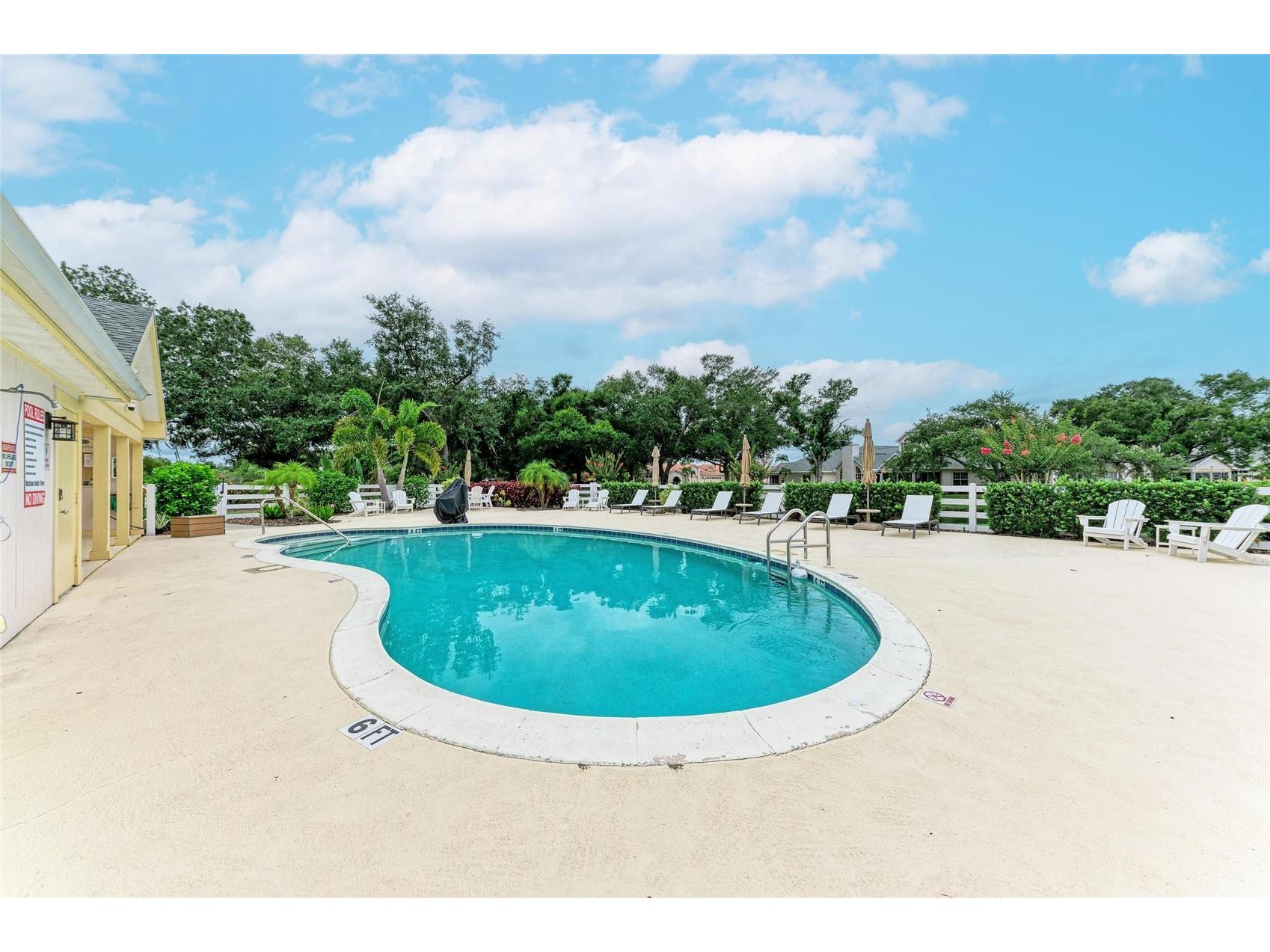 4512 Citation Lane #D Sarasota FL 34233 A4695963 image32
