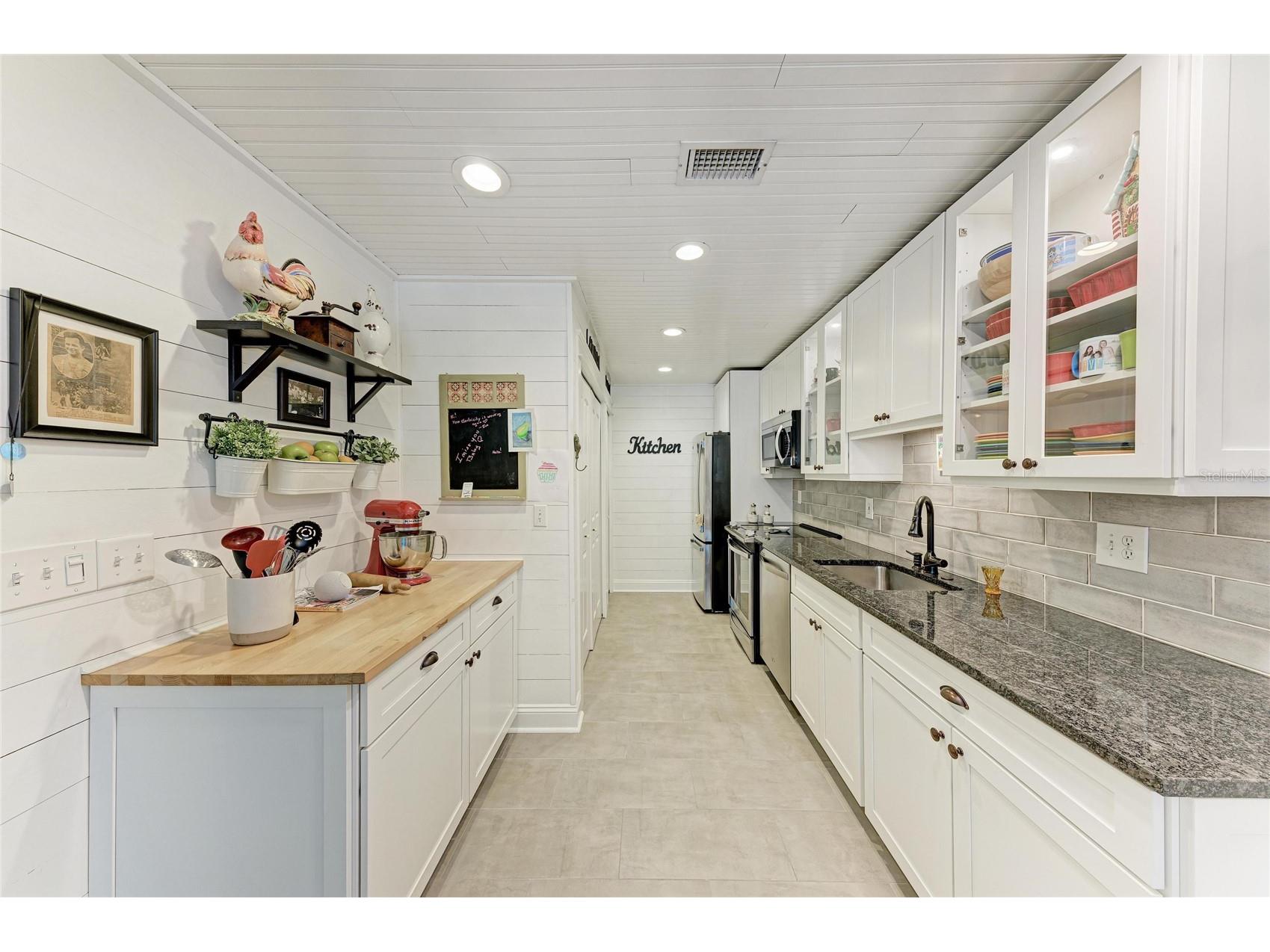 4512 Citation Lane #D Sarasota FL 34233 A4695963 image8