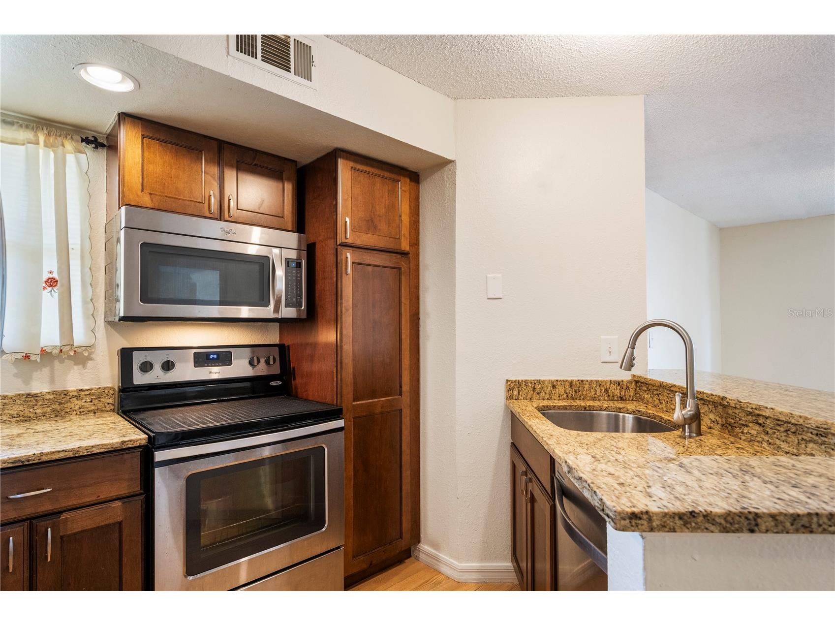 4512 Commander Drive #1712 Orlando FL 32822 O6417906 image10