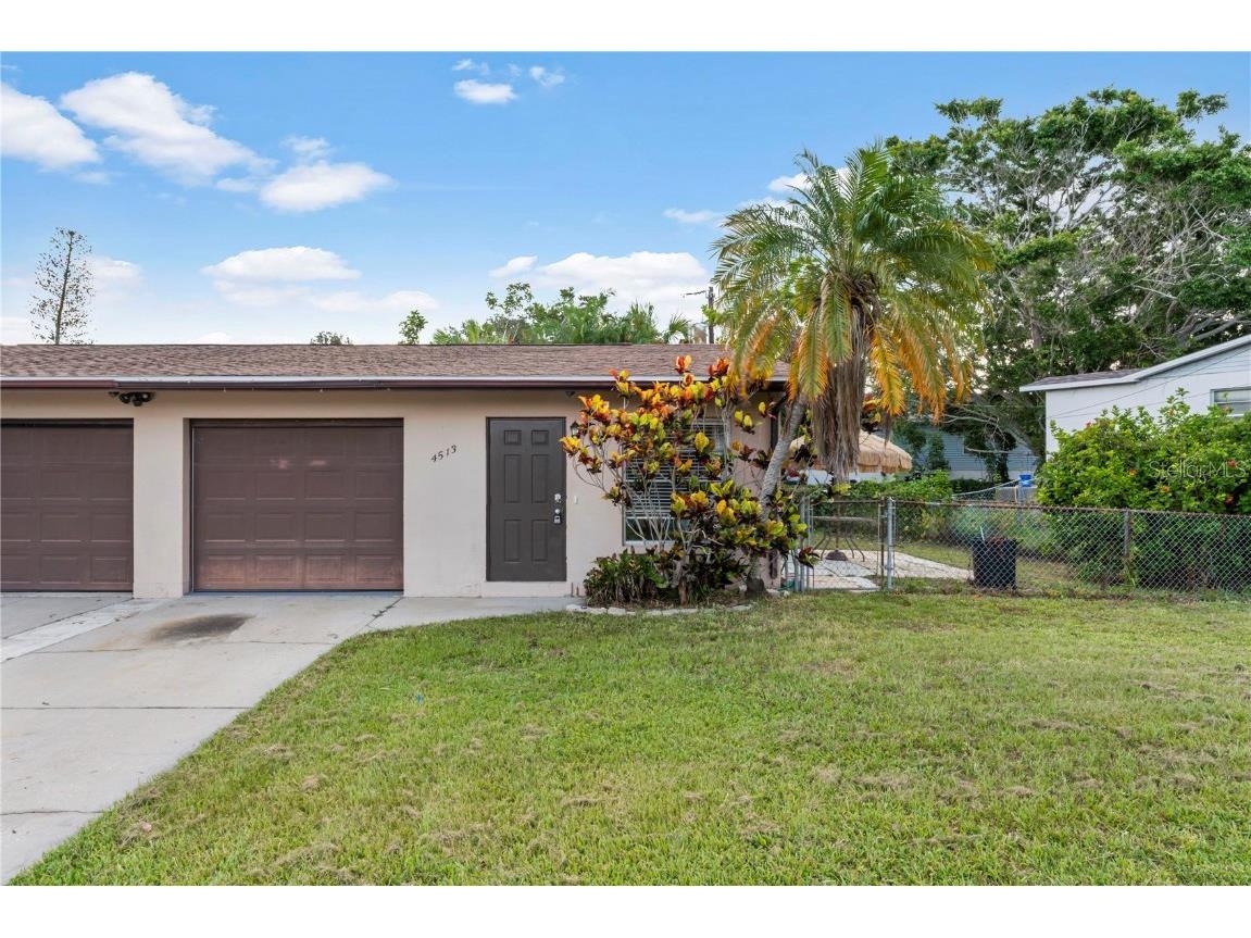 4513 87th Street Court W Bradenton FL 34210 A4552905 image1