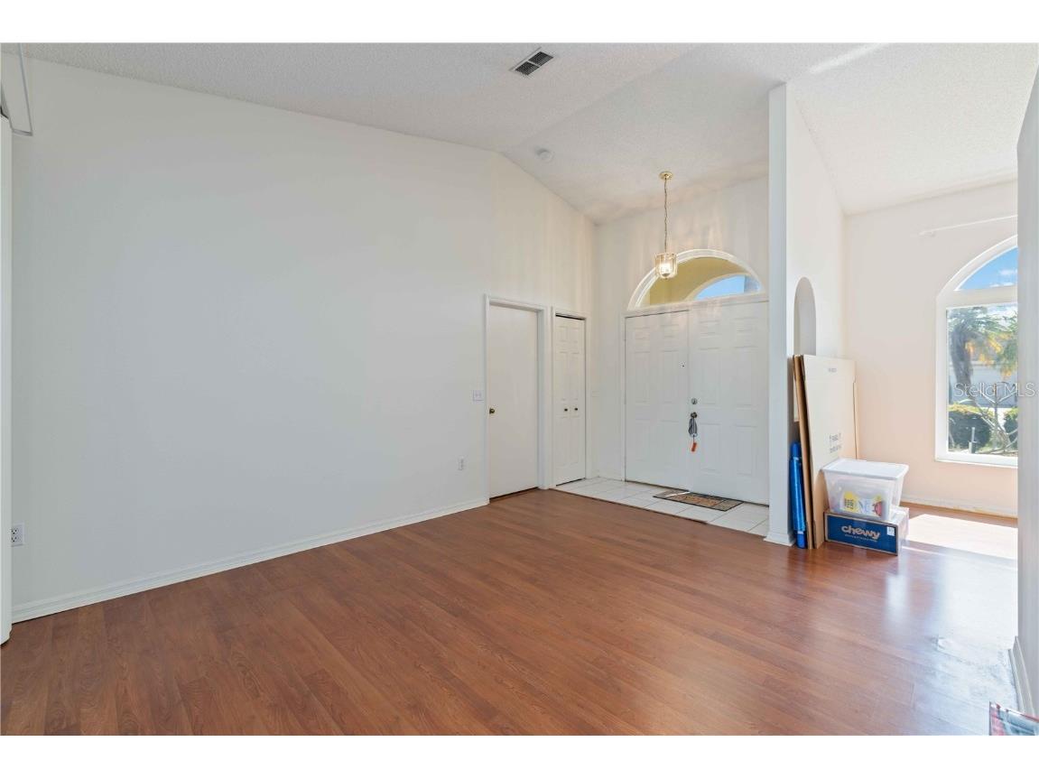 4513 Dover Street Circle E Bradenton FL 34203 C7518780 image7