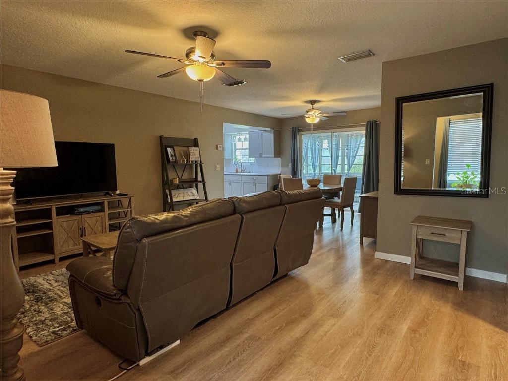 4513 NW 30th Place Ocala FL 34482 OM713456 image2