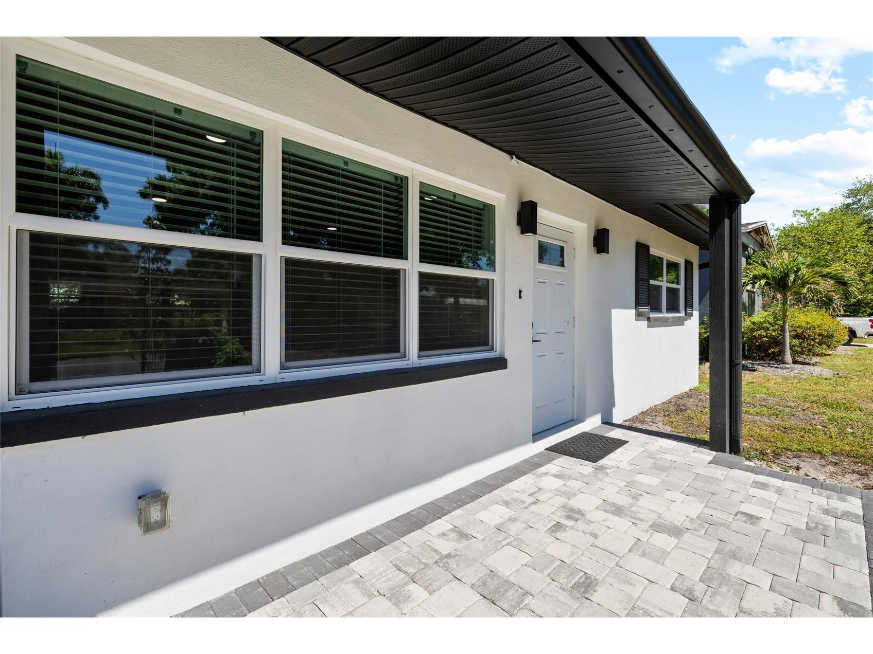 4513 S Hesperides Street Tampa FL 33611 TB8510533 image3