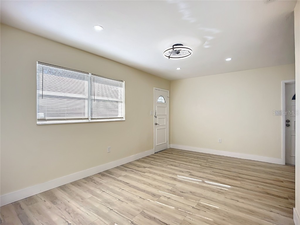 4513 W Gray Street Tampa FL 33609 TB8448865 image12